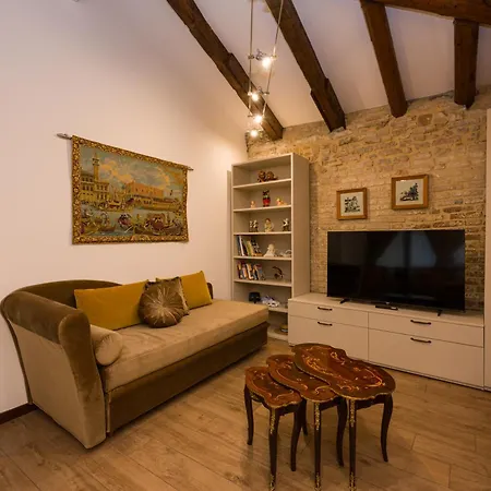 Ca De L'oca 4327 In The Heart Of *