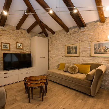 Ca De L'oca 4327 In The Heart Of Apartmán