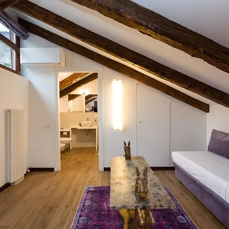 Ca De L'oca 4327 In The Heart Of Benátky